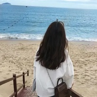 风景头像女生海滩 美女海滩边风景头像