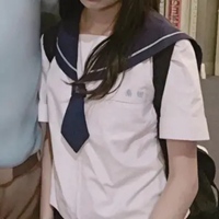 女学生头像校服风度 好看的女生学生校服风头像