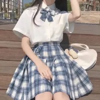 可爱女生穿jk头像 唯美穿着jk服装女生可爱头像