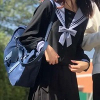 黑色jk制服头像霸气 好看的jk制服女生霸气黑色头像