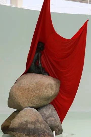 丹麦美人鱼雕像高清头像图片